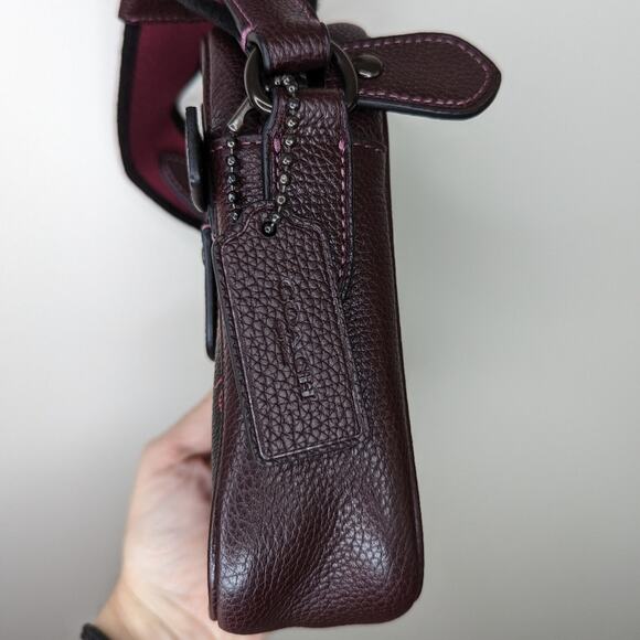 Coach Dylan 10 Crossbody Bag with Horse & Carriage Print - Picture 8 of 11